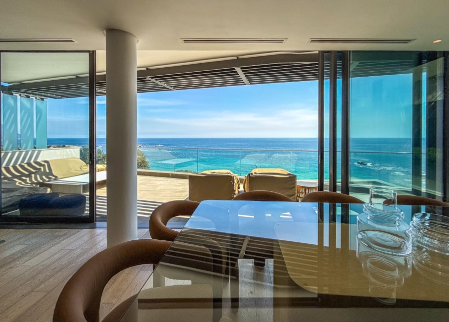 5 Bedroom Property for Sale in Clifton Western Cape